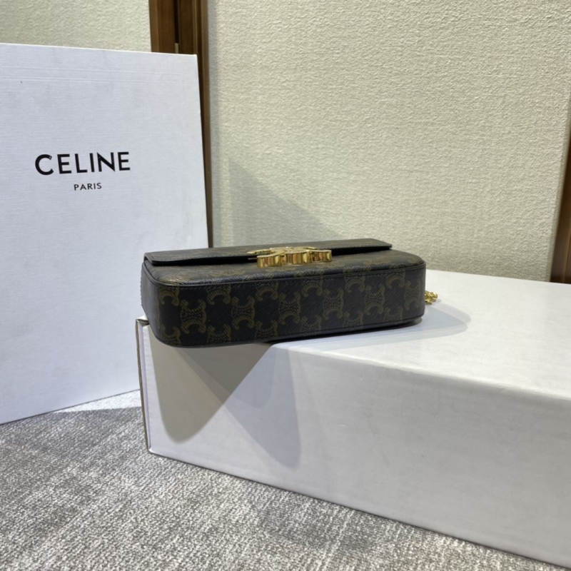 Ce1i*e triomphe bags